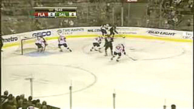 НХЛ - Майк Рибейро забивает супер гол!!!