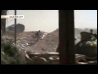 v Беспощадная сирийская армия выжигает боевиков ИГИЛ на подступах к Пальмир
   
В интернете размещено видео ожесточенных боев, с