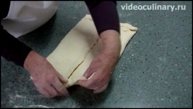 Как приготовить пирог из слоеного теста с капустой