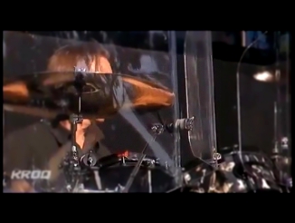 Garbage - #1 Crush [Live @ KROQ Weenie Roast 2012] 