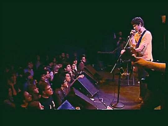 Vampire Weekend  -  Oxford Comma (Live) 