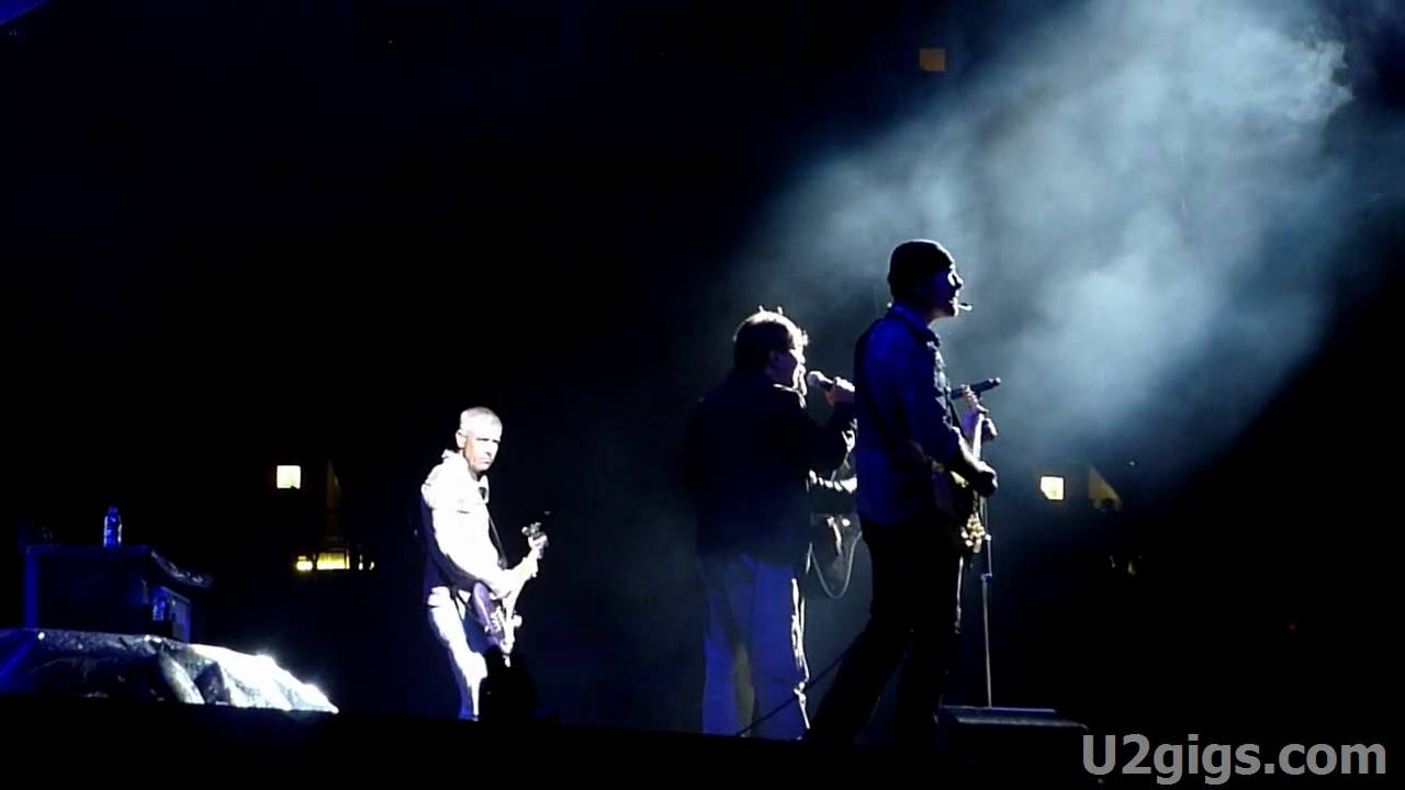 ДДТ & U2 - Knocking on Heavens Door (Live in Moscow, Russia) [2010-08-25]