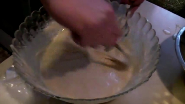 Как испечь булочки с корицей