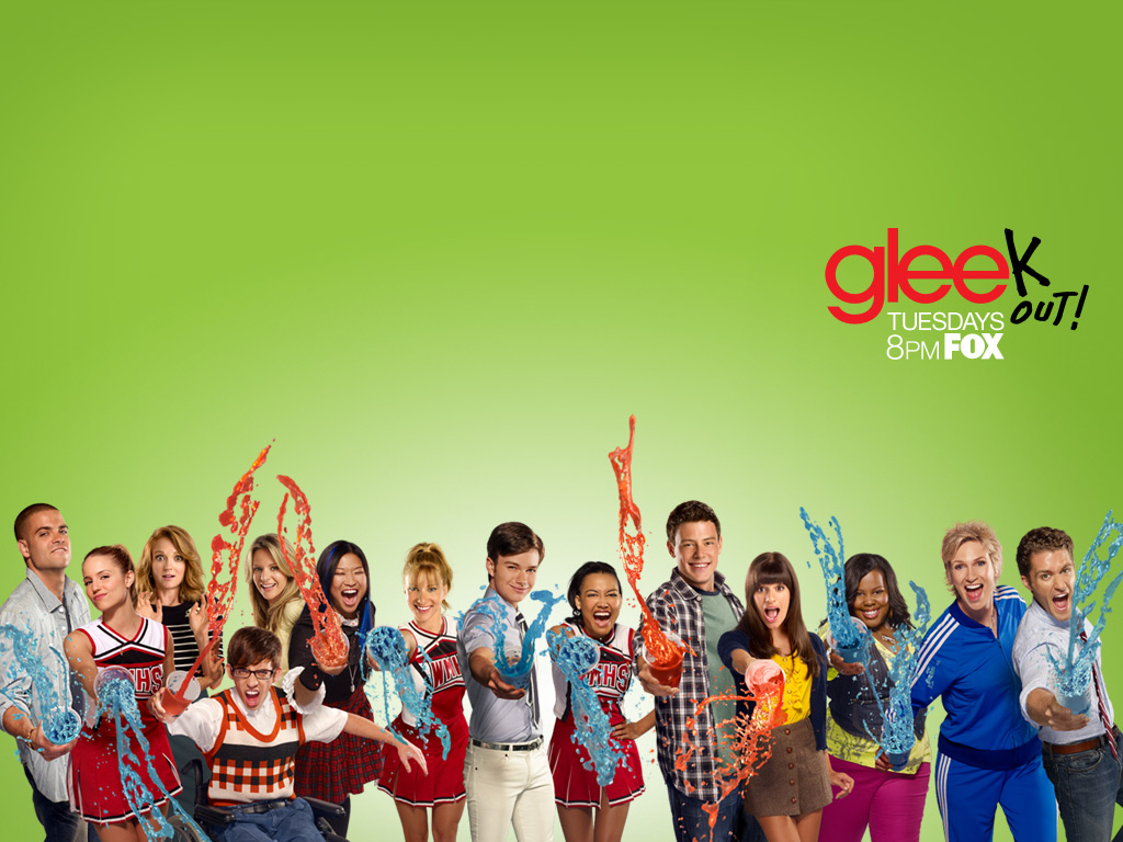 Glee Cast - Don't Cry for Me Argentina (Kurt/Chris Colfer Solo)
