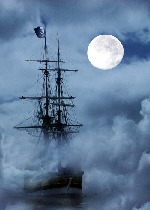 Толстиков Виктор - Плывет в облаках луна