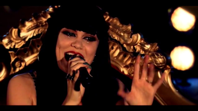 Jessie J - Domino (VEVO Presents: Jessie J, Live in London) 