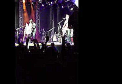 Jonas Brothers - Let's Go (live in Porto Alegre, Pepsi on Stage 14/03/2013) 