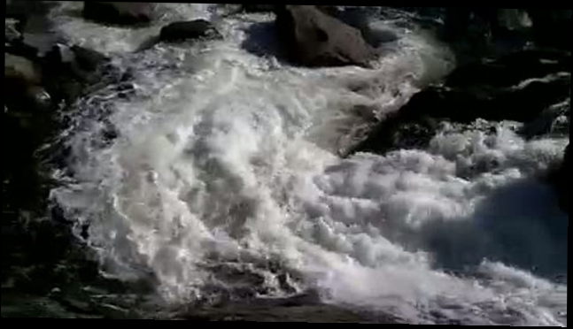 Водопад на притоке реки Титовка, Кольский полуостров. 