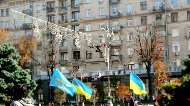 Духовний центр "Відродження" влаштував масову молитву за Порошенка в центрі Києва