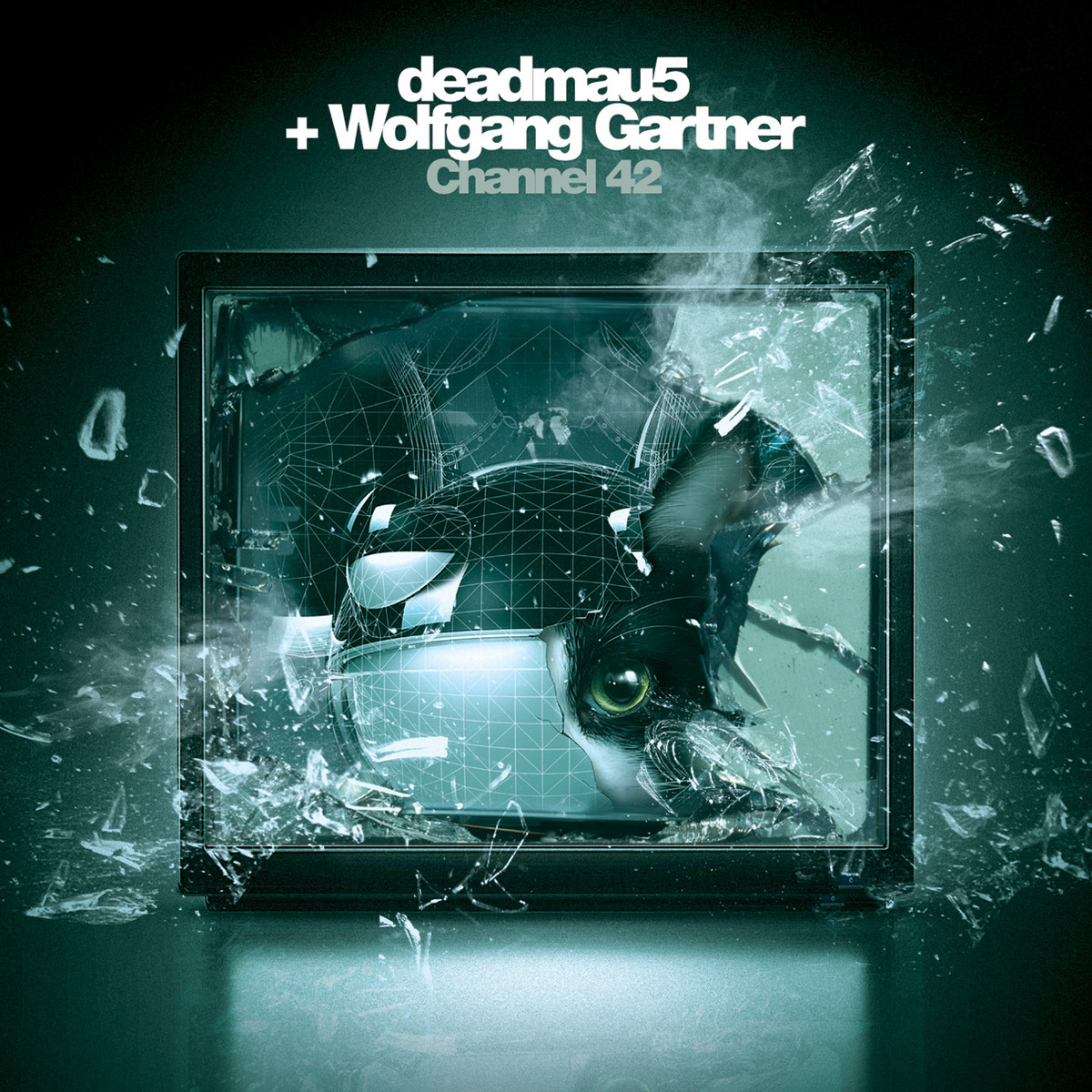 Deadmau5 & Wolfgang Gartner - Channel 42 (Live at  Hackney Weekend)