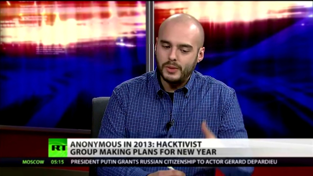 RT Новости. Анонимус обещает потрясти Интернет в 2013 го... 