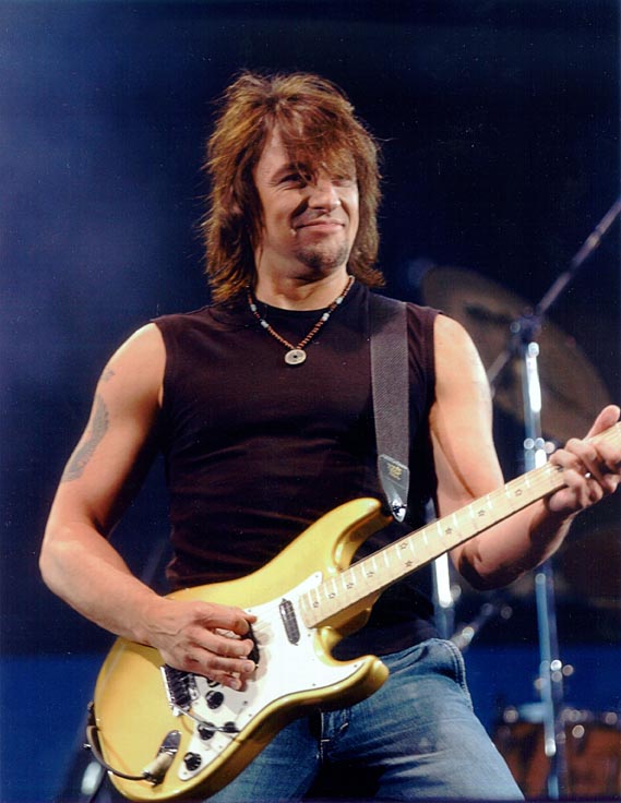 Jon Bon Jovi & Richie Sambora - Imagine (Acoustic) Give Peace A Chance